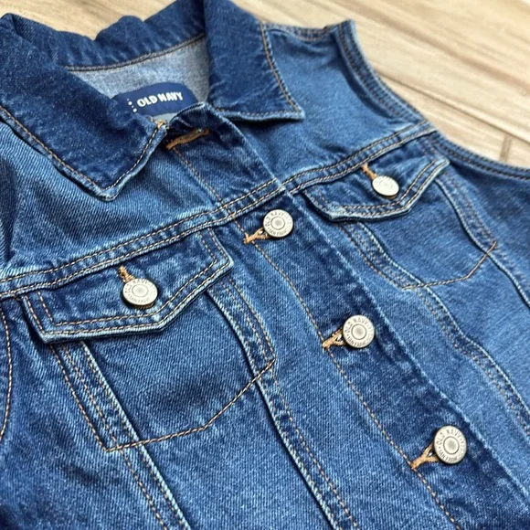 denim vest - Picture 2 of 6